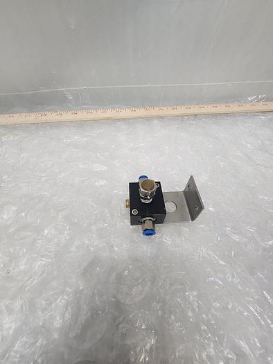 Used 111969 VALVE ASSEMBLY , 177708 MTG BRKT