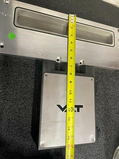 Used VAT Rectangular Wafer Transfer Vacuum Gate Valve