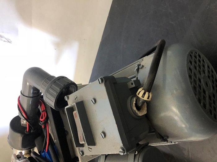 Used LEYBOLD HERAEUS D8B-DS