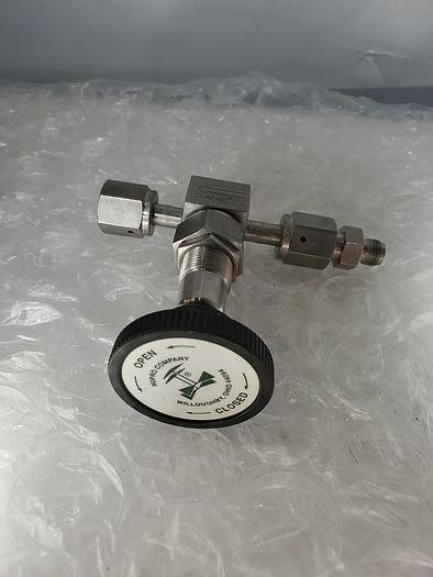 Used NUPRO SS-4BK-V51 STAINLESS STEEL VALVE