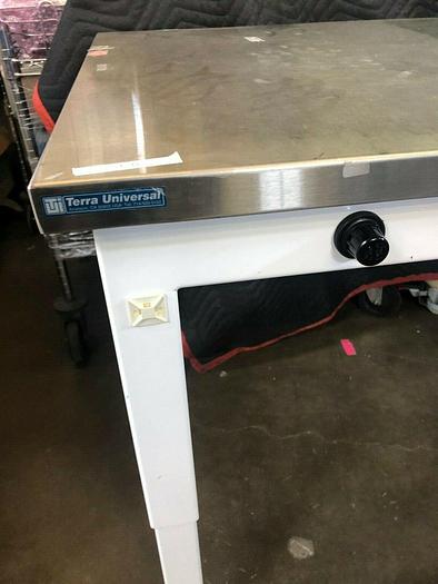Used TERRA UNIVERSAL VIBRATION FREE WORK STATION 1570-52 051597