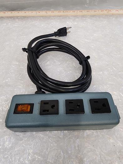 Used SL WABER MULTIPLE OUTLET STRIP UL605CB-6