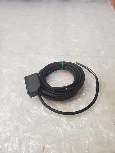 Used XTRAK 220V STANDARD #008-000073 PHOTOMICROSENSOR