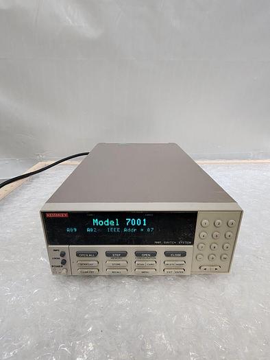Used KEITHLEY 7001 SWITCH SYSTEM