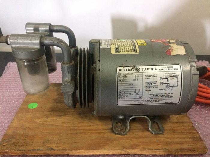 Used DAYTON 4Z334 VACUUM PUMP