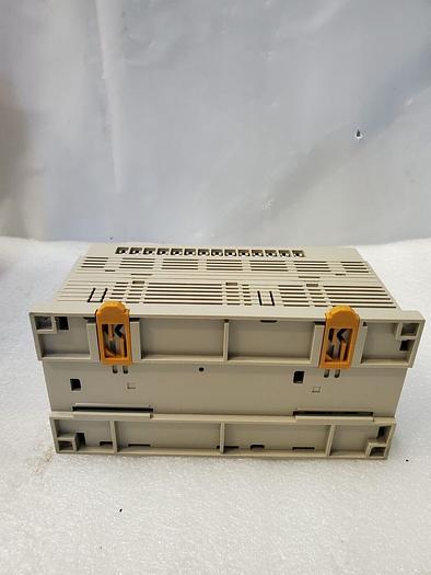 Used OMRON SYSMAC CPM1-20CDR-A