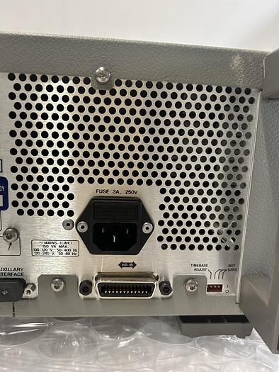 Used HP Agilent Keysight, 8647A