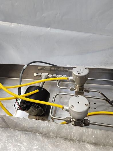 Used MKS INSTRUMENTS 122A-12325 PRESSURE TRANSDUCER TYPE 122A