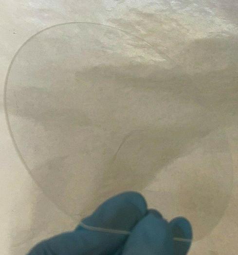 150mm NEW Polished Silicon Wafer 2000 ANGSTROM OXIDE CODING  WITH WAFER CARRIER