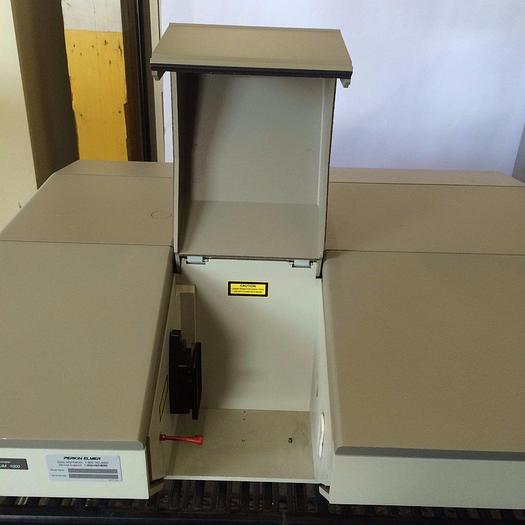 Used PERKIN ELMER FT-IR SPECTROMETER SPECTRUM 1000