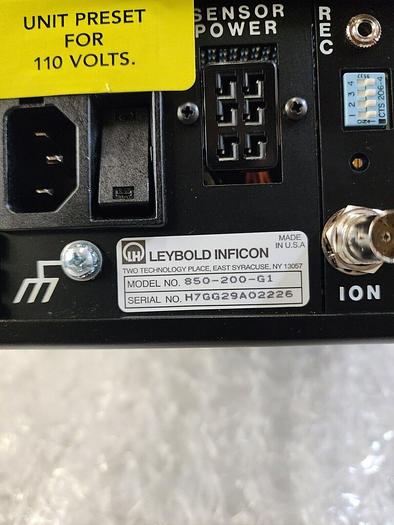 Used INFICON IG3 VACUUM GAUGE