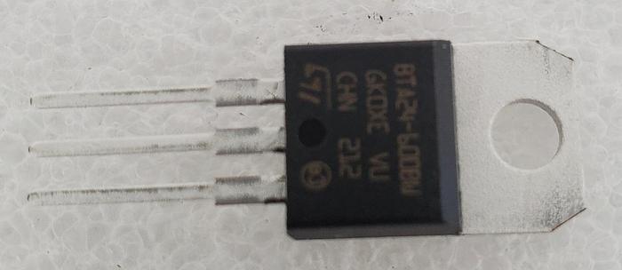 STMICROELECTRONICS BTA24-600BW