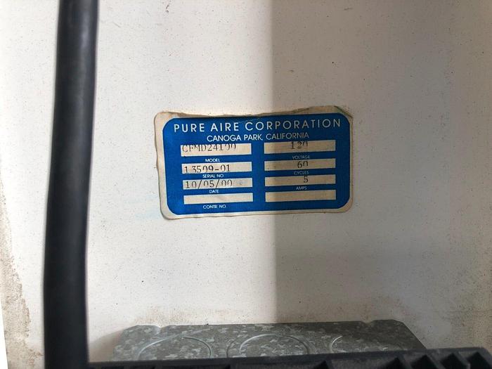 Used PURE AIRE CORP CFMD24100 WITH  ASTROCEL II CLEANROOM AIR FILTER 24A89A2T1H2