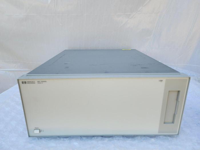 Used HEWLETT PACKARD HP 75000 SERIES B MODEL E1300A