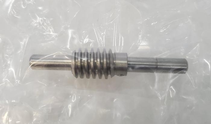 Used SHAFT WORM CASS PIVOT 32023137B