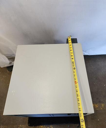 Used CTI CRYOGENICS 8200 COMPRESSOR