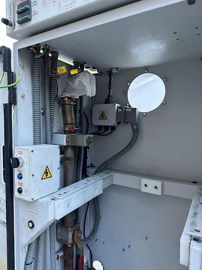 Used EDWARDS M150 GRC SYSTEM GAS REACTRO COLUMN