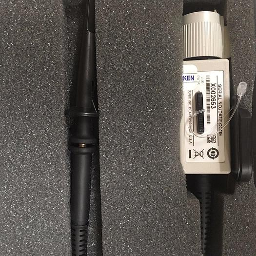 Used TEKTRONIX P6205