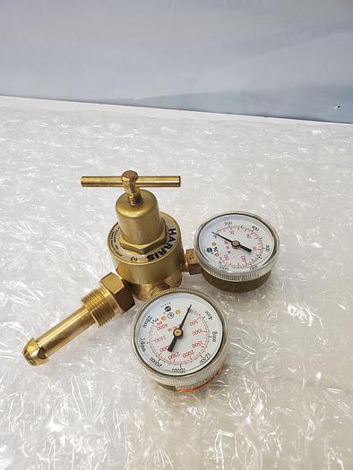 Used HARRIS 301-100 COMPRESSED GAS REGULATOR
