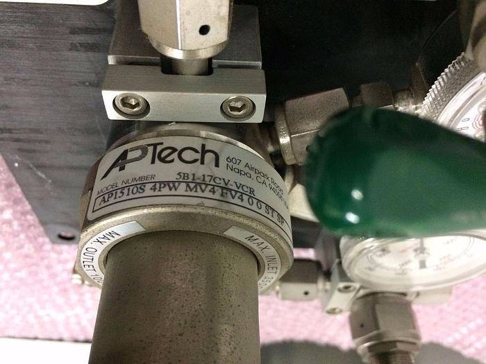 Used SCOTT 5B1-17CV-VCR GAR REGULATOR