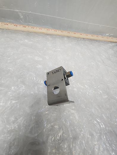 Used 111969 VALVE ASSEMBLY , 177708 MTG BRKT