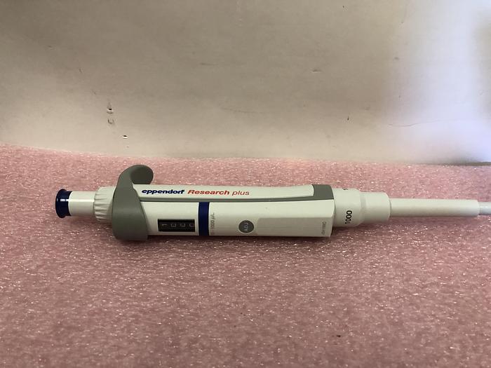 Used EPPENDORF RESEARCH PLUS VARIABLE 100-1000 UL