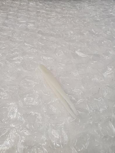Used PLASTIC TWEEZERS