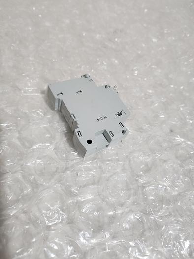 Used SQUARE D SHUNT  TRIP FOR C60N 9117000500200