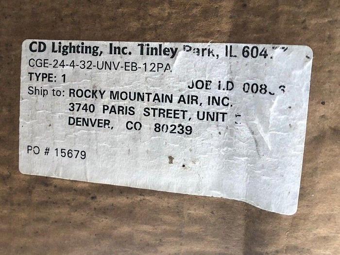 Used CLEAN ROOM CD LIGHTING INC CGE-24-4-32-UNV-EB-12PA TYPE 1 120,277V 50-50HZ