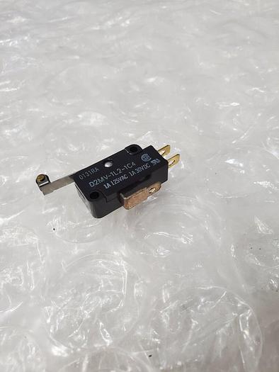 OMRON SENSOR D2MV-1L2-1C4 SWITCH QTY 2