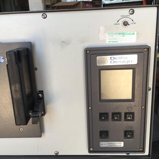 Used DELTA 9028 CHAMBER OVEN 12