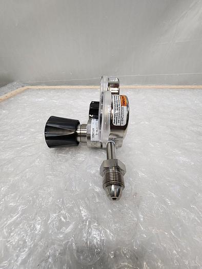 Used AIRGAS REGULATOR Y111213C580-AL 200 PSI - 4000 PSI