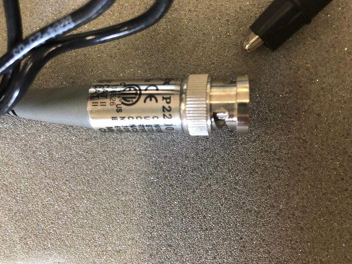 Used TEKTRONIX P2200