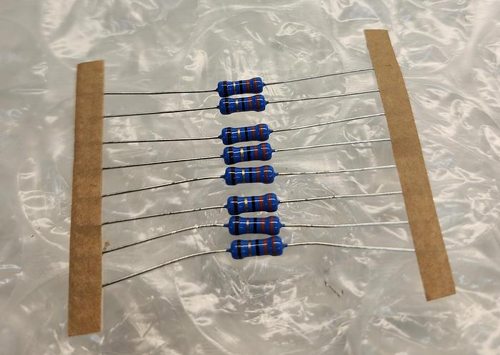 Used TOSHIBA SEMICONDUCTOR AMD, MOUSER ELECTRONICS  17811307