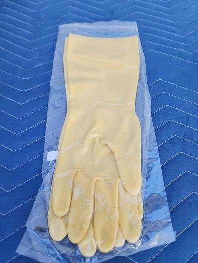 Used TRIONIC GLOVES SIZE 11