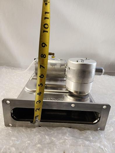 Used VAT VACUUM GATE VALVE