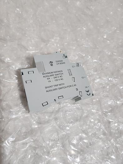 Used SQUARE D SHUNT  TRIP FOR C60N 9117000500200