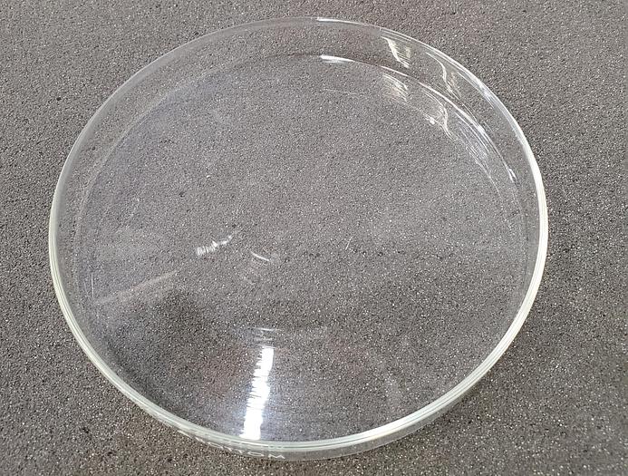 Used PYREX PETRI DISH BOTTOM ONLY