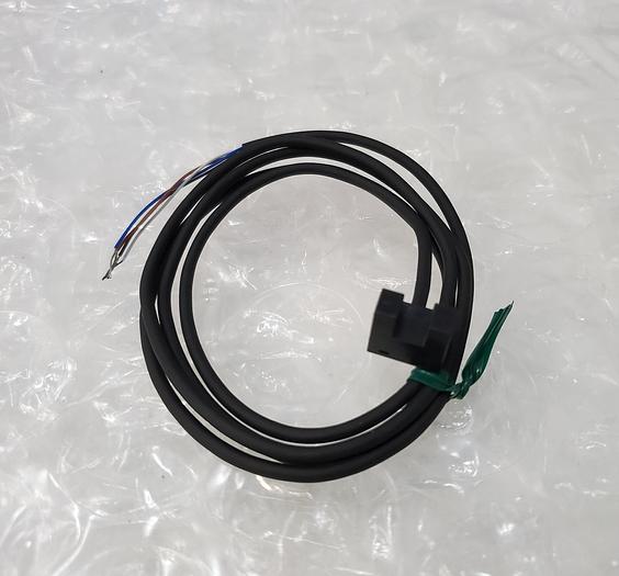 Used PANASONIC SMALL U-SHAPED MICRO PHOTOELECTRIC SENSOR
