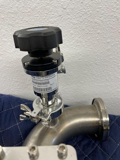 Used EDWARDS GATE VALVE GVI63M ESV-1002-NWB