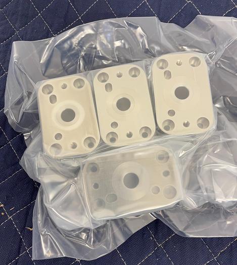 Used APPLIED MICROSTRUCTURES 82135-09 VDM TO CHAMBER ADAPTOR 