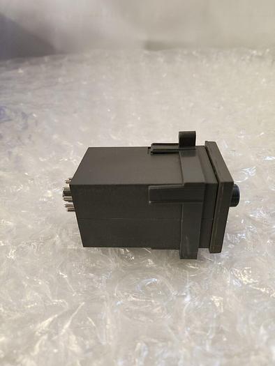 TEMPATRON TEMP CONTROLLER TC 4810-04