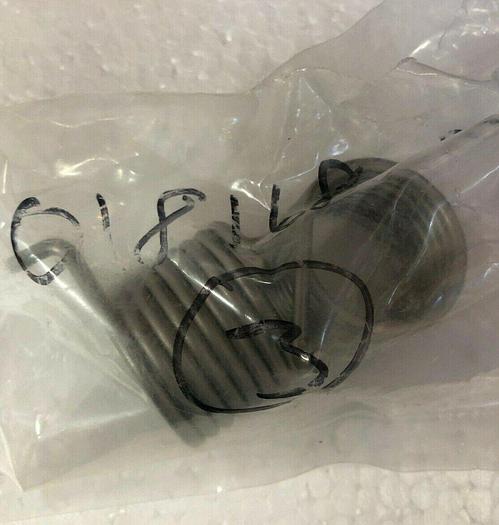 SPRING DOOR BAR VAC018168-01