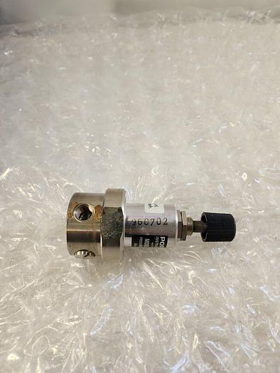 Used PORTER INSTRUMENT COMPANY 8286 PRESSURE REGULATOR
