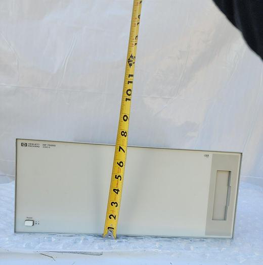 Used HEWLETT PACKARD HP 75000 SERIES B MODEL E1300A