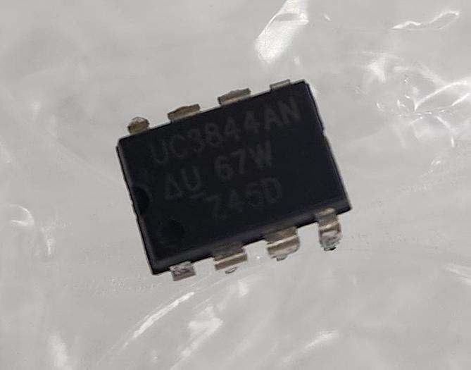 Used TEXAS INSTRUMENTS 296-11291-5-ND IC REG CTRLR PWN CM 8DIP