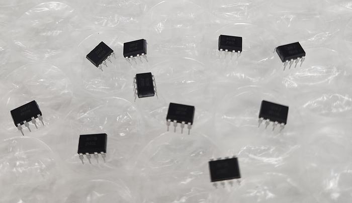 Used ISOCOM COMPONENTS 2004 LTD 6N139IS-ND OPTOISO 5KV DARL W BASE 8DIP