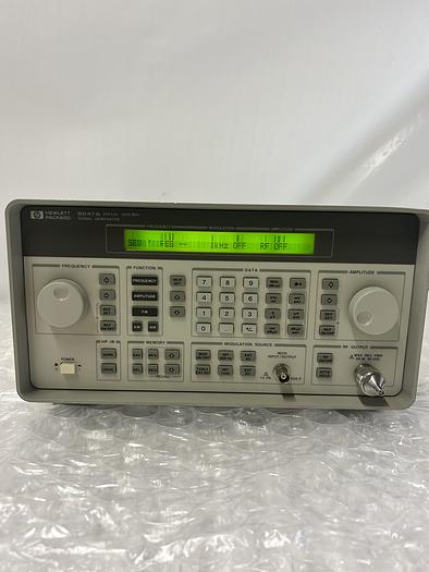 Used HP Agilent Keysight, 8647A
