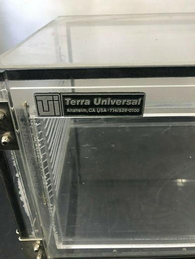 Used TERRA UNIVERSAL 23''x17''x12'' DESICCATOR