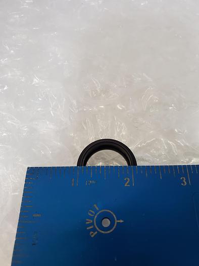 Used THORLABS SM1L03 RETAINING RING
